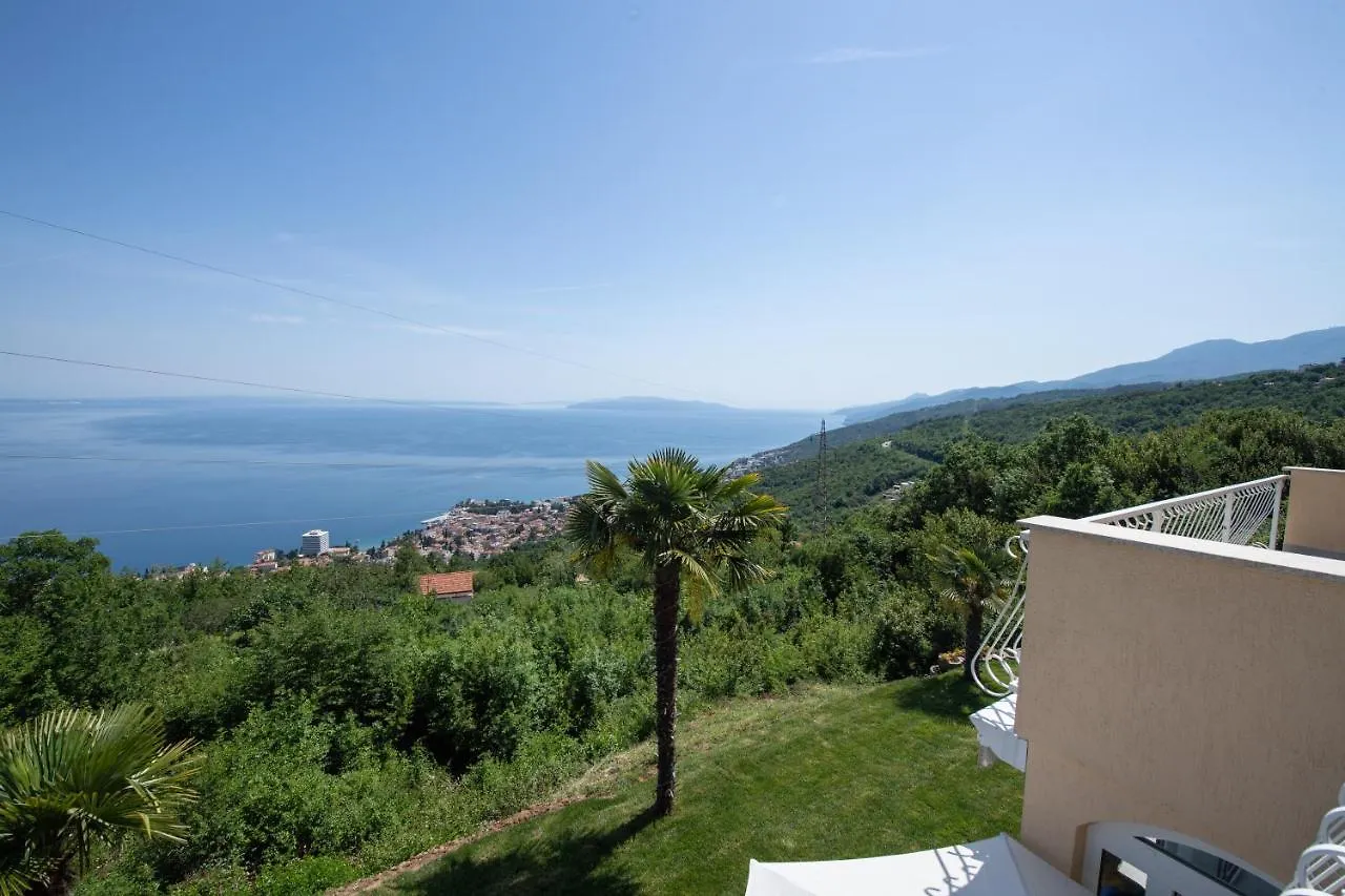 Bela Vista 4 Rustikales Appartement Volosko Apartamento