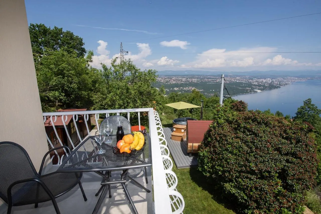 Apartamento Bela Vista 4 Rustikales Appartement Volosko Croacia