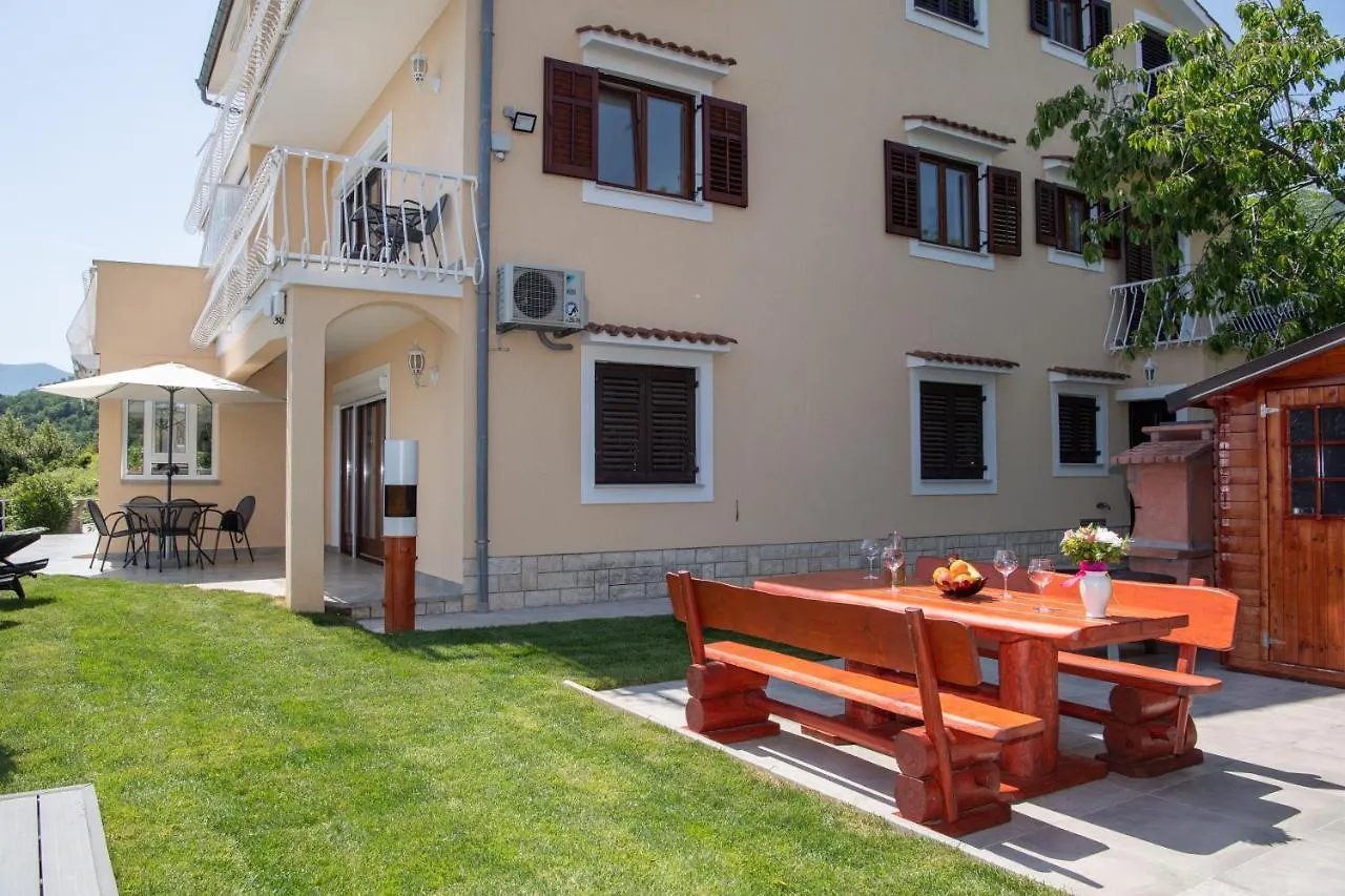 Apartamento Bela Vista 4 Rustikales Appartement Volosko